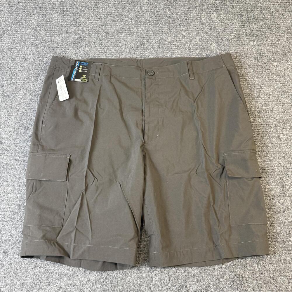 Roundtree & Yorke Performance Cargo Shorts Mens 42 Ash Brown 9 Inch Inseam New